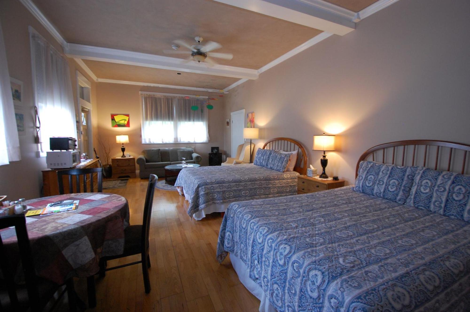 Shaker Mill Inn West Stockbridge Rum bild