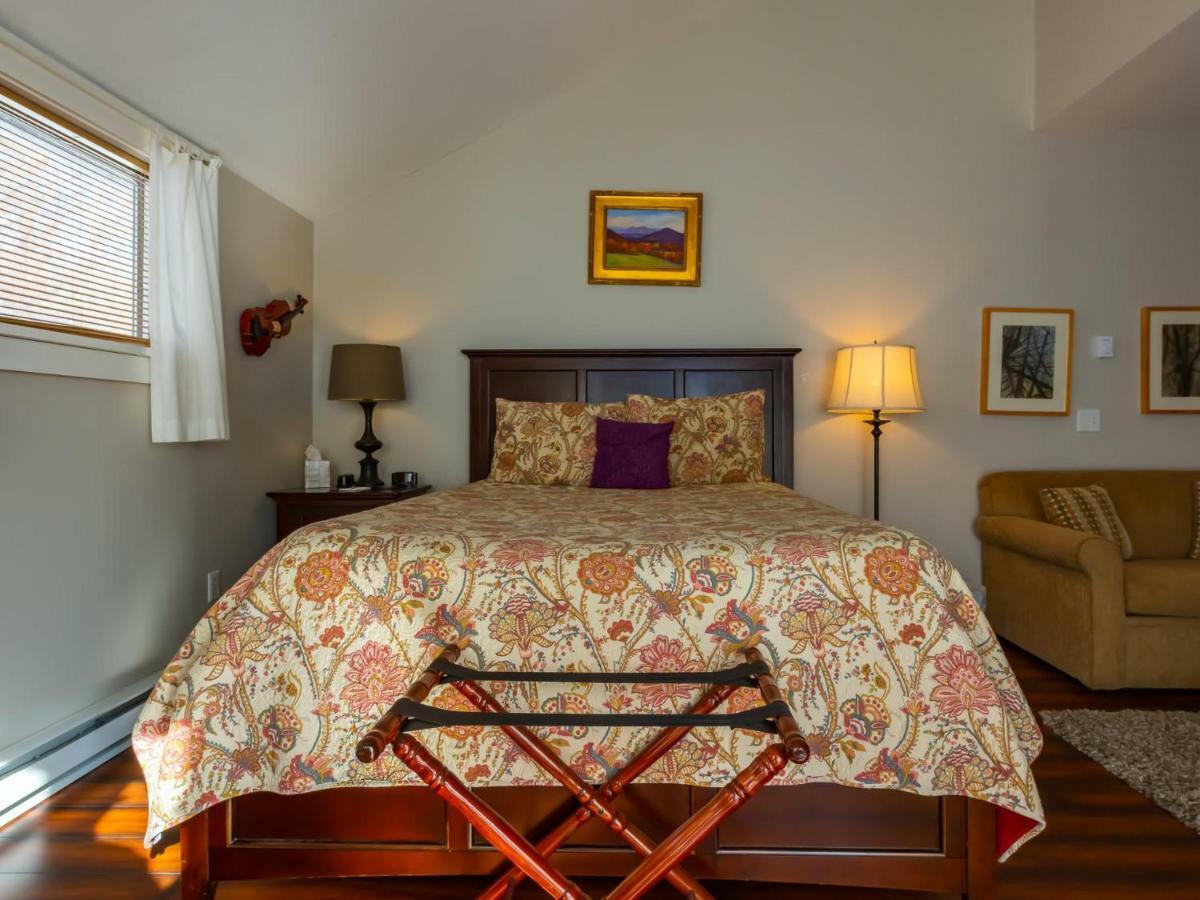Shaker Mill Inn West Stockbridge Rum bild